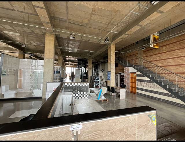 3,000M² SHOWROOM FOR SALE IN DALPARK